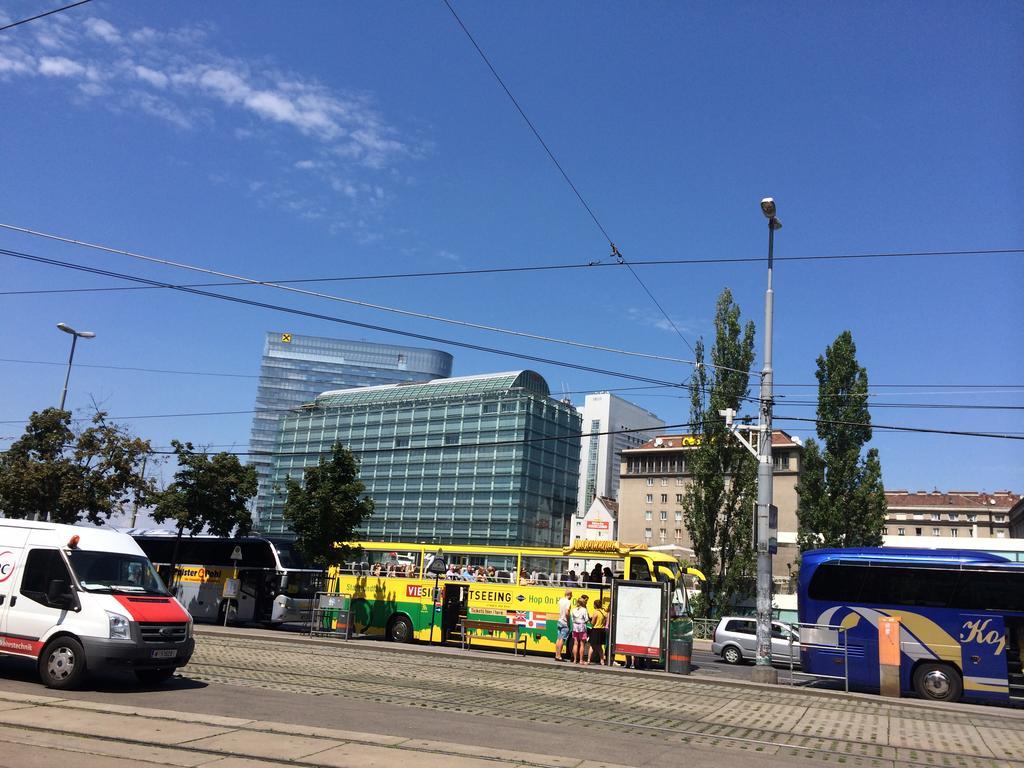 Wohnen Im Herzen Von Wien At The Waterfront Viena Exterior foto
